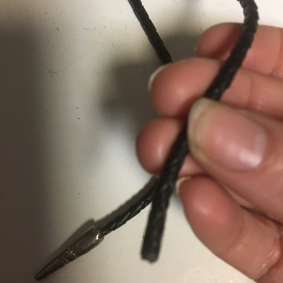 Native American Onyx Bolo Tie-408 $35 or $30 w/offer - Picture 2 of 6